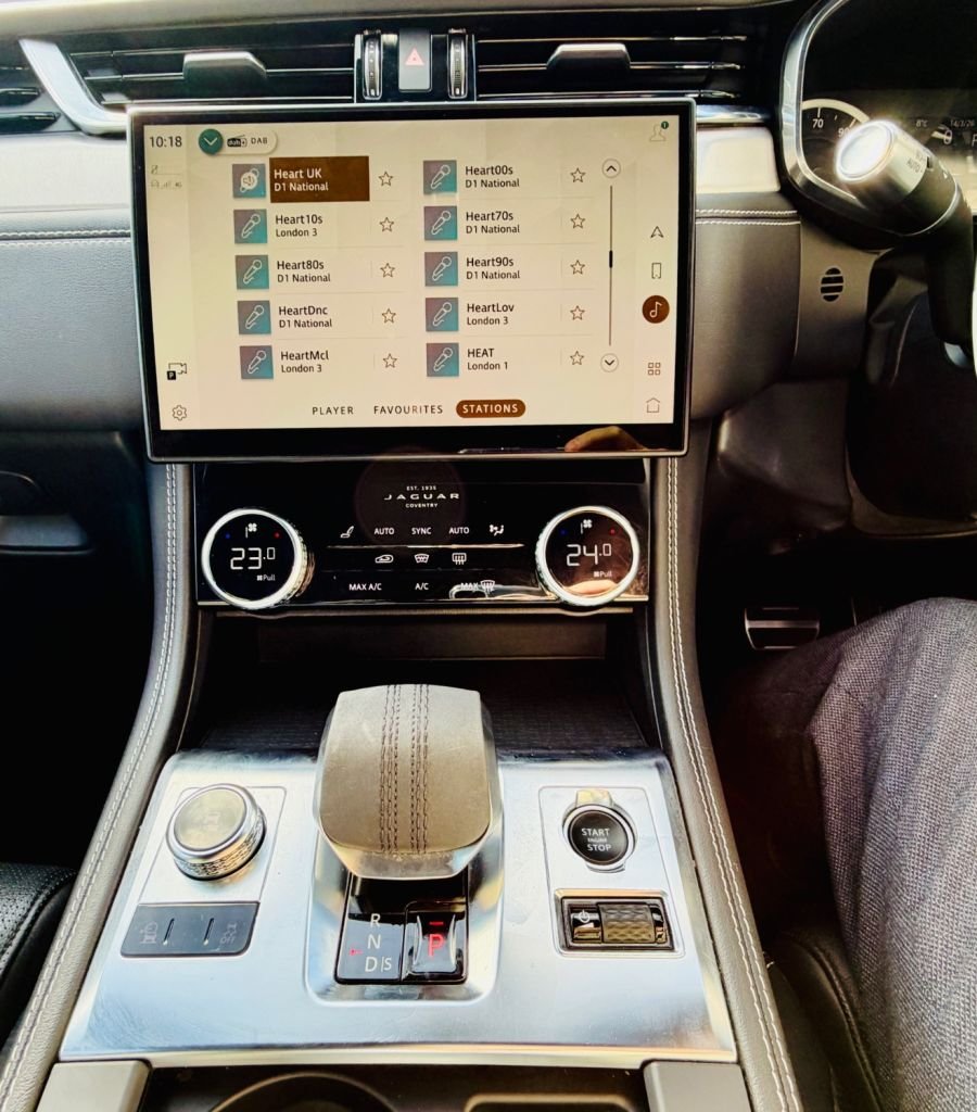 Used Jaguar F-Pace 2022 for sale - 77891231: Photo 28