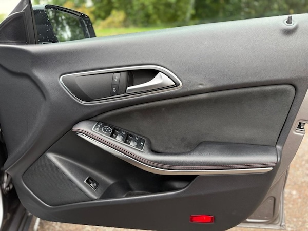 Used Mercedes-Benz CLA 2016 for sale - 76023775: Photo 10