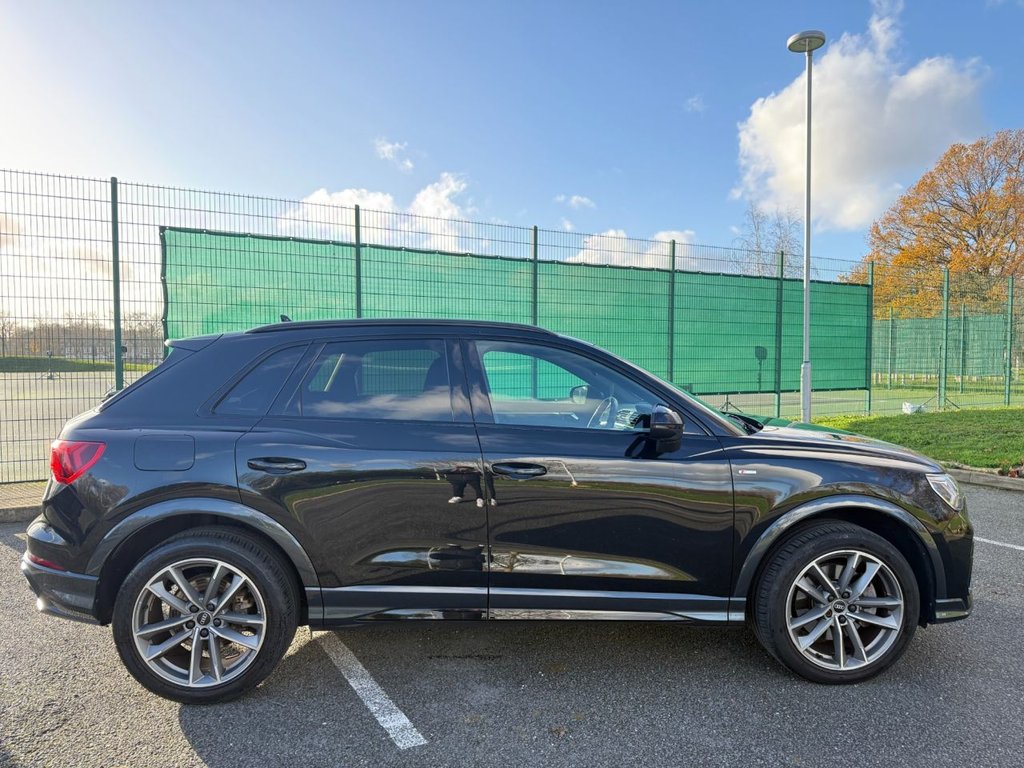 Used Audi Q3 2021 for sale - 76900985: Photo 2