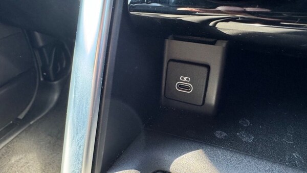 Used Land Rover Discovery 2021 for sale - 74607457: Photo 32