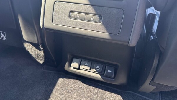 Used Land Rover Discovery 2021 for sale - 74607457: Photo 41