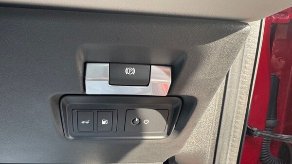 Used Land Rover Discovery Sport 2020 for sale - 74756483: Photo 31
