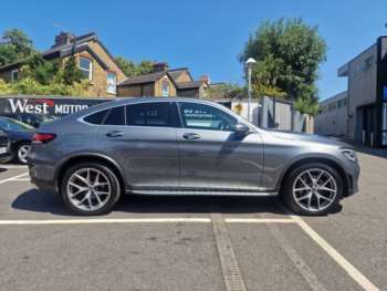 Used Mercedes-Benz GLC 2019 for sale - 72071101: Photo