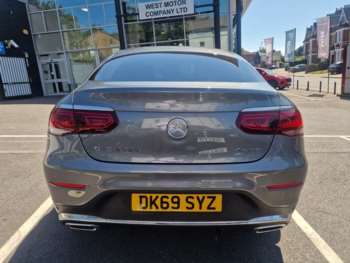 Used Mercedes-Benz GLC 2019 for sale - 72071101: Photo