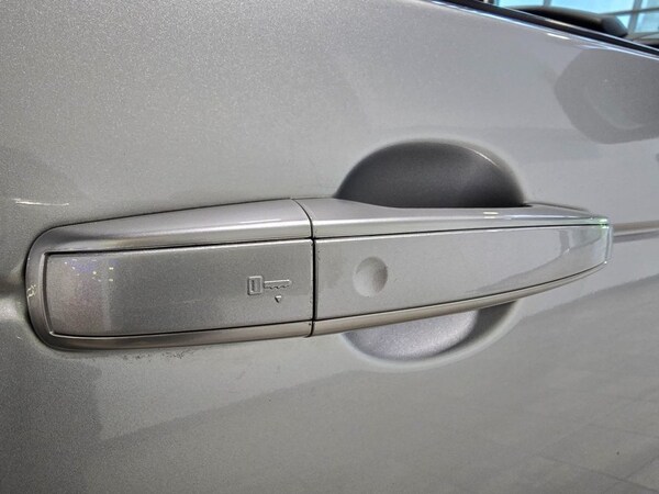 Used Land Rover Discovery 2018 for sale - 73796135: Photo 12