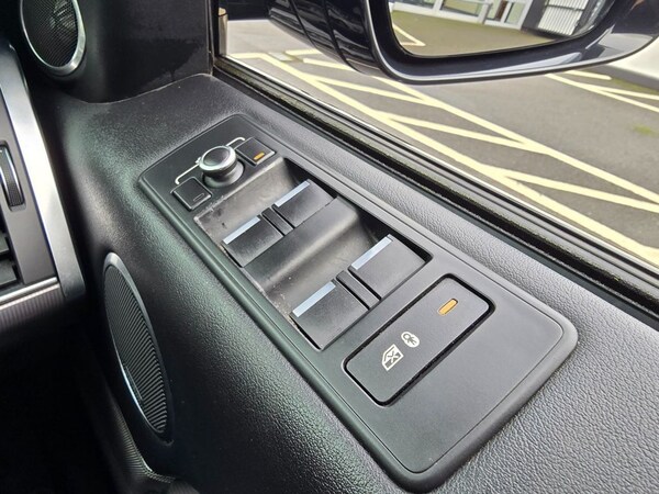 Used Land Rover Range Rover Sport 2017 for sale - 73102688: Photo 28