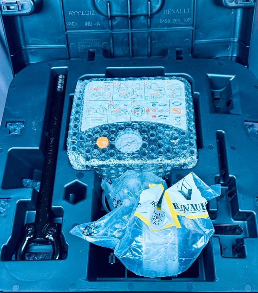 Used Renault Clio 2021 for sale - 77101073: Photo 43