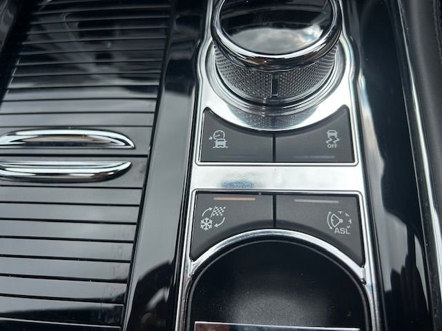 Vehicle 44