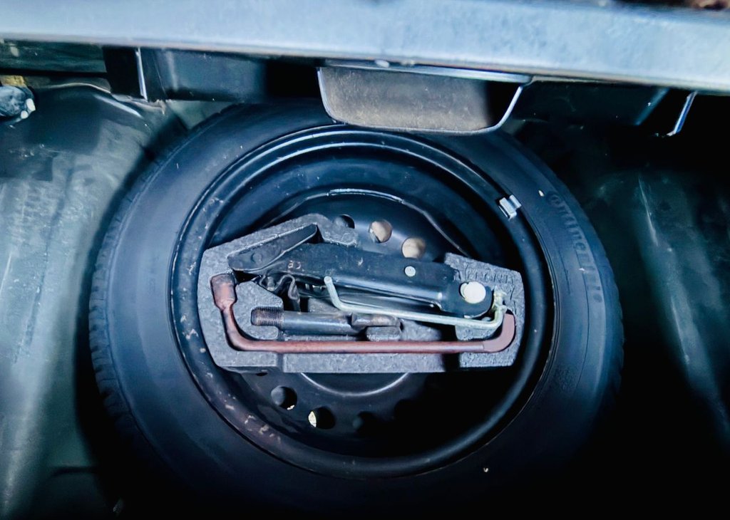 Used Toyota AYGO 2012 for sale - 77841371: Photo 18