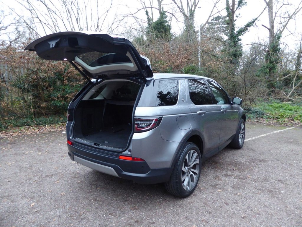 Used Land Rover Discovery Sport 2020 for sale - 76950550: Photo 11