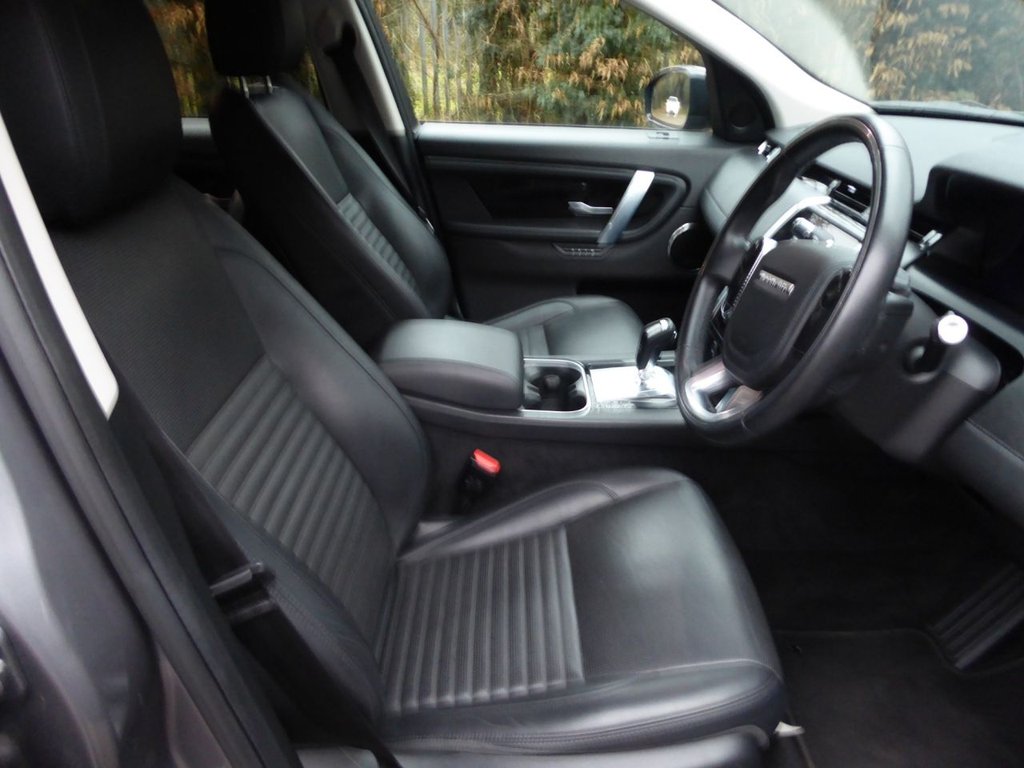 Used Land Rover Discovery Sport 2020 for sale - 76950550: Photo 23