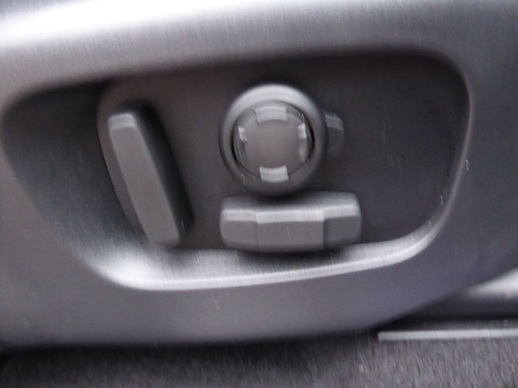 Used Land Rover Discovery Sport 2020 for sale - 76950550: Photo 24