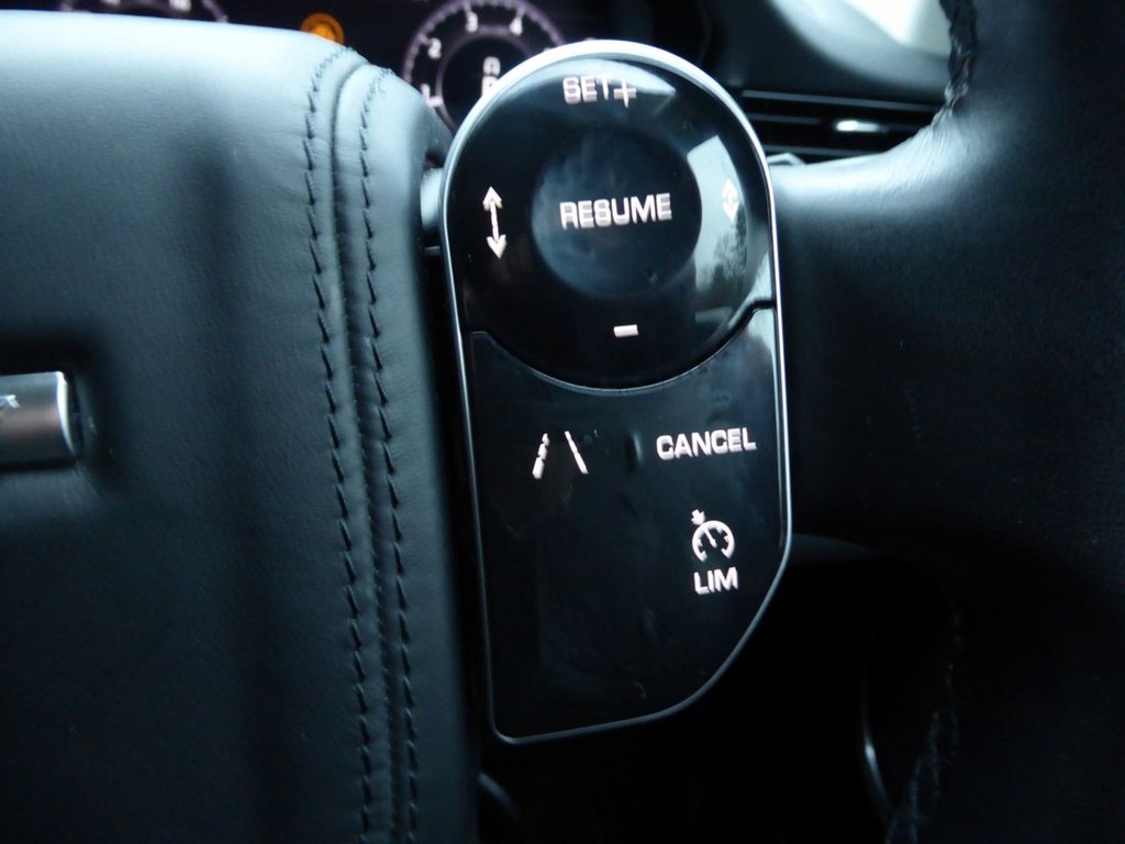 Used Land Rover Discovery Sport 2020 for sale - 76950550: Photo 31