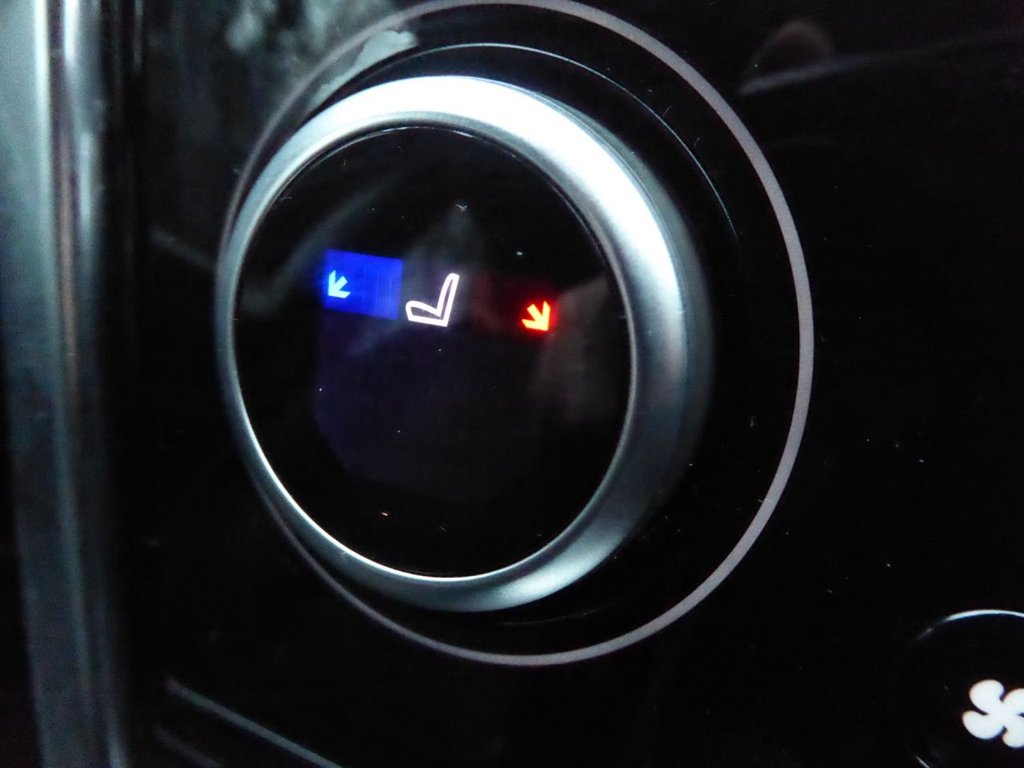 Used Land Rover Discovery Sport 2020 for sale - 76950550: Photo 34