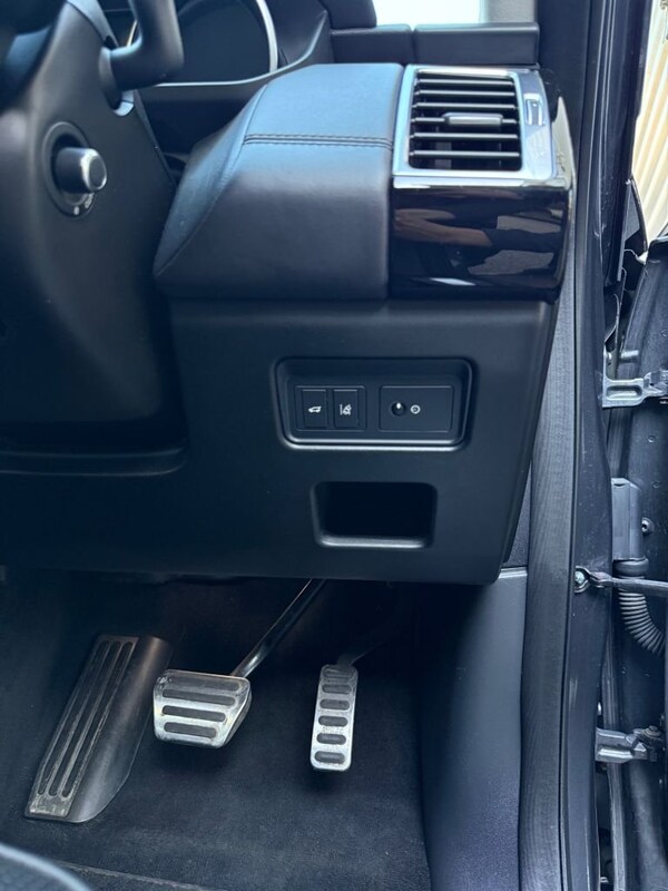 Used Land Rover Discovery 2017 for sale - 76080782: Photo 30