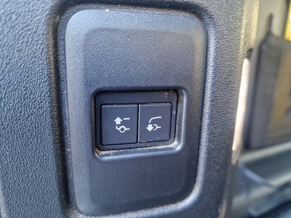 Used Land Rover Defender 2020 for sale - 75264802: Photo 39