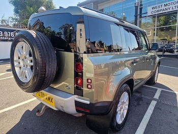 Used Land Rover Defender 2020 for sale - 75264802: Photo