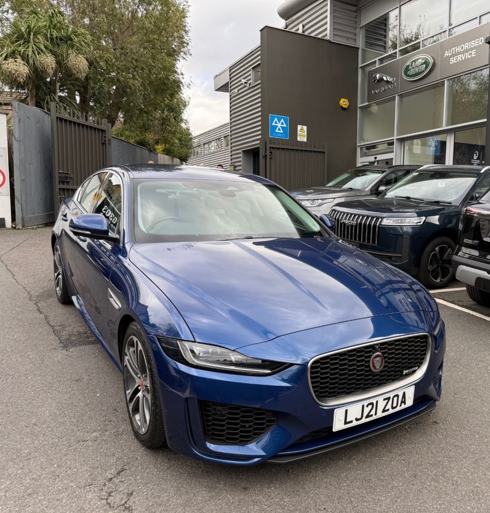 Used Jaguar XE 2021 for sale - 76386390: Photo 1