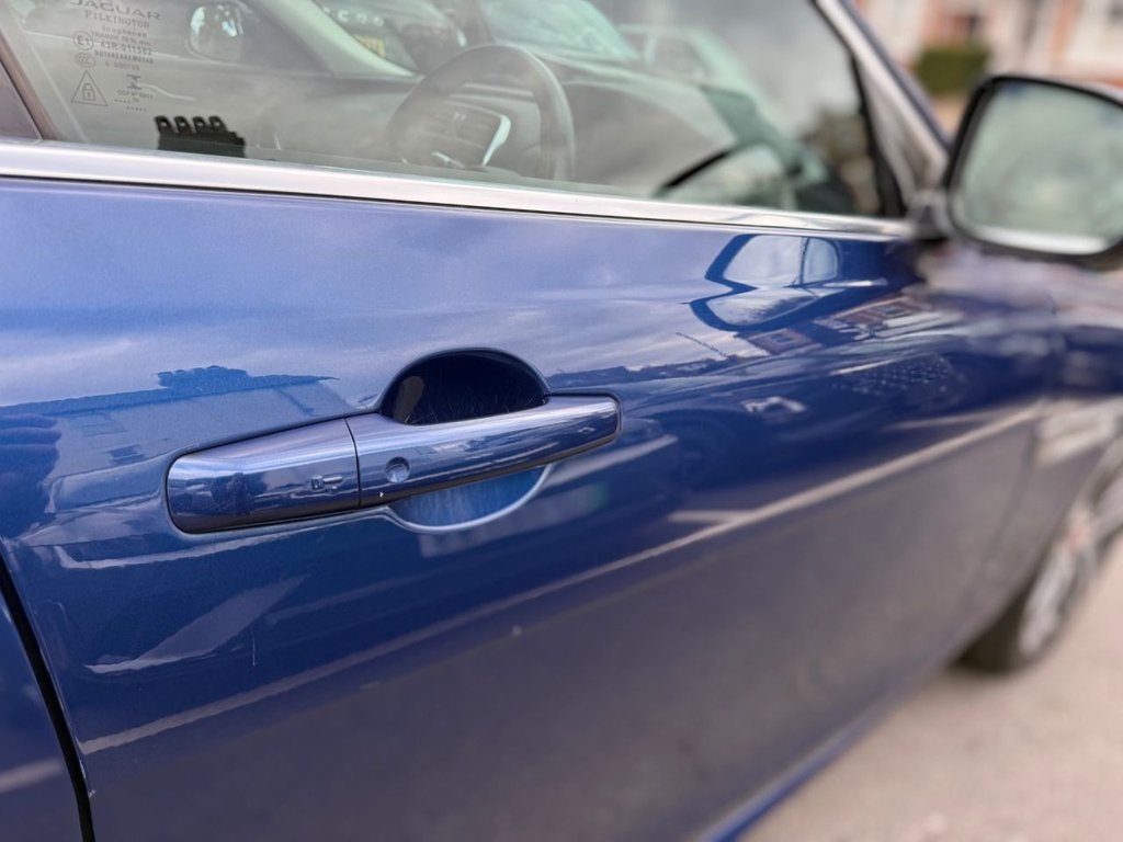 Used Jaguar XE 2021 for sale - 76386390: Photo 17