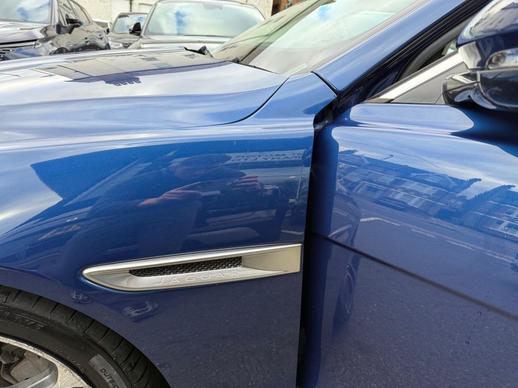 Used Jaguar XE 2021 for sale - 76386390: Photo 19