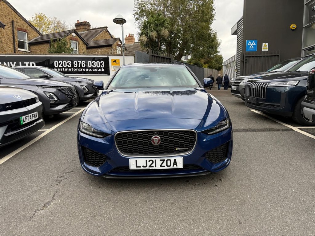 Used Jaguar XE 2021 for sale - 76386390: Photo 2