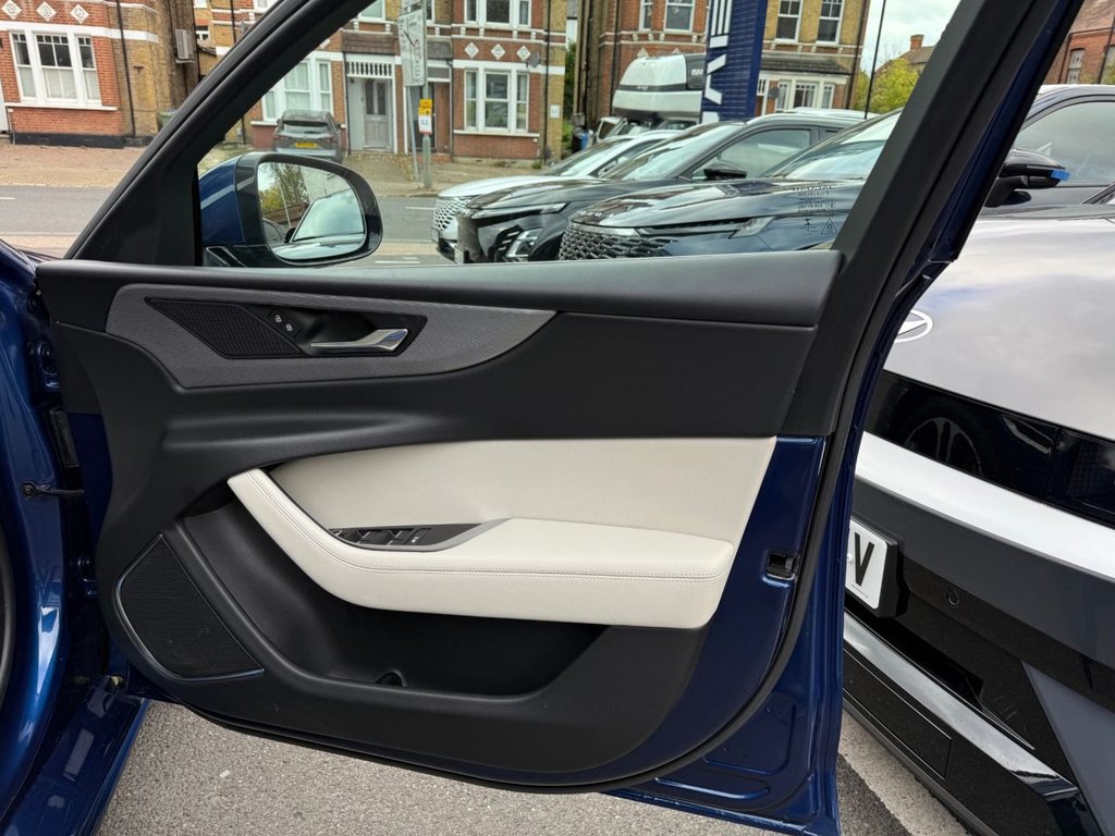 Used Jaguar XE 2021 for sale - 76386390: Photo 20