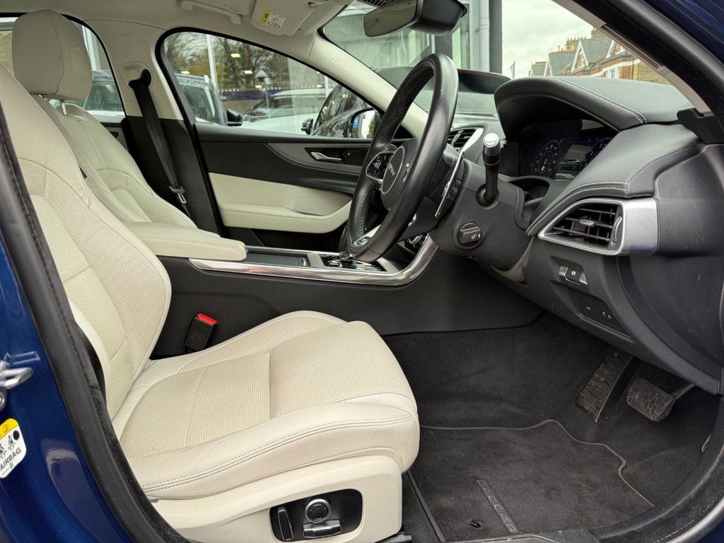 Used Jaguar XE 2021 for sale - 76386390: Photo 22