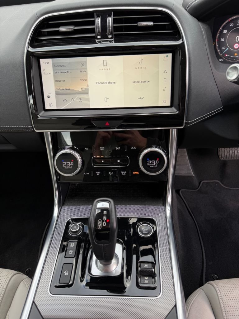 Used Jaguar XE 2021 for sale - 76386390: Photo 36