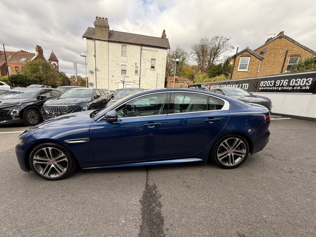 Used Jaguar XE 2021 for sale - 76386390: Photo 4