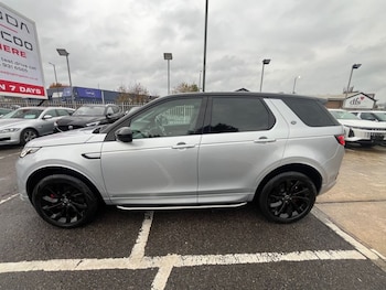 Used Land Rover Discovery Sport 2021 for sale - 77820575: Photo