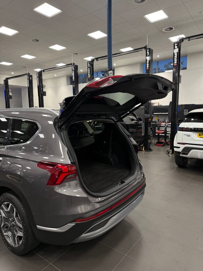 Used Hyundai Santa Fe 2022 for sale - 76280008: Photo 11