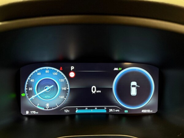 Used Hyundai Santa Fe 2022 for sale - 76280008: Photo 27