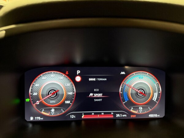 Used Hyundai Santa Fe 2022 for sale - 76280008: Photo 35