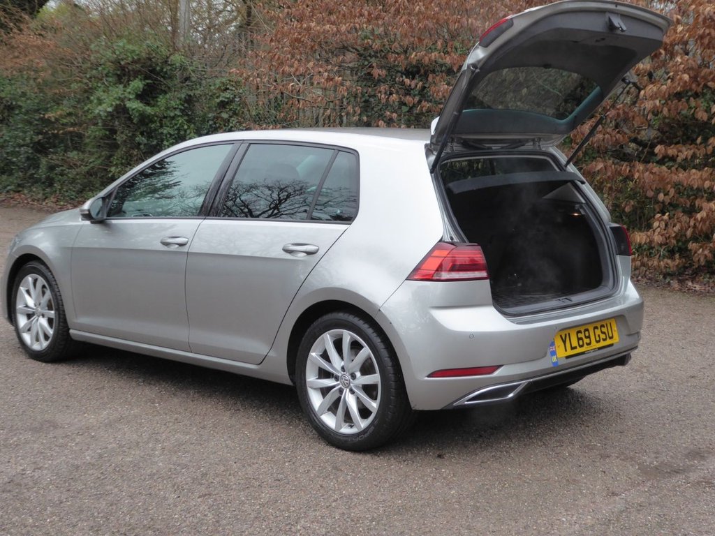 Used Volkswagen Golf 2020 for sale - 77288350: Photo 22