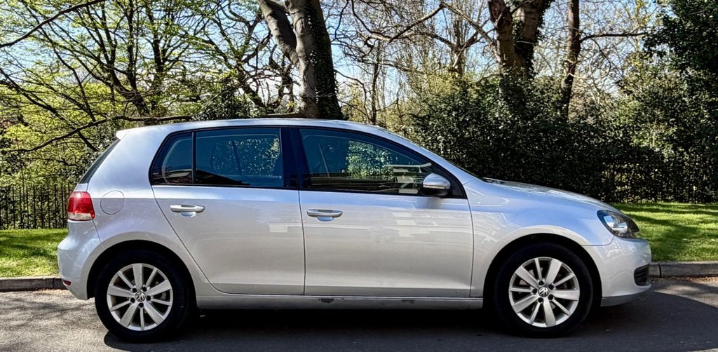 Used Volkswagen Golf 2012 for sale - 78154304: Photo 2