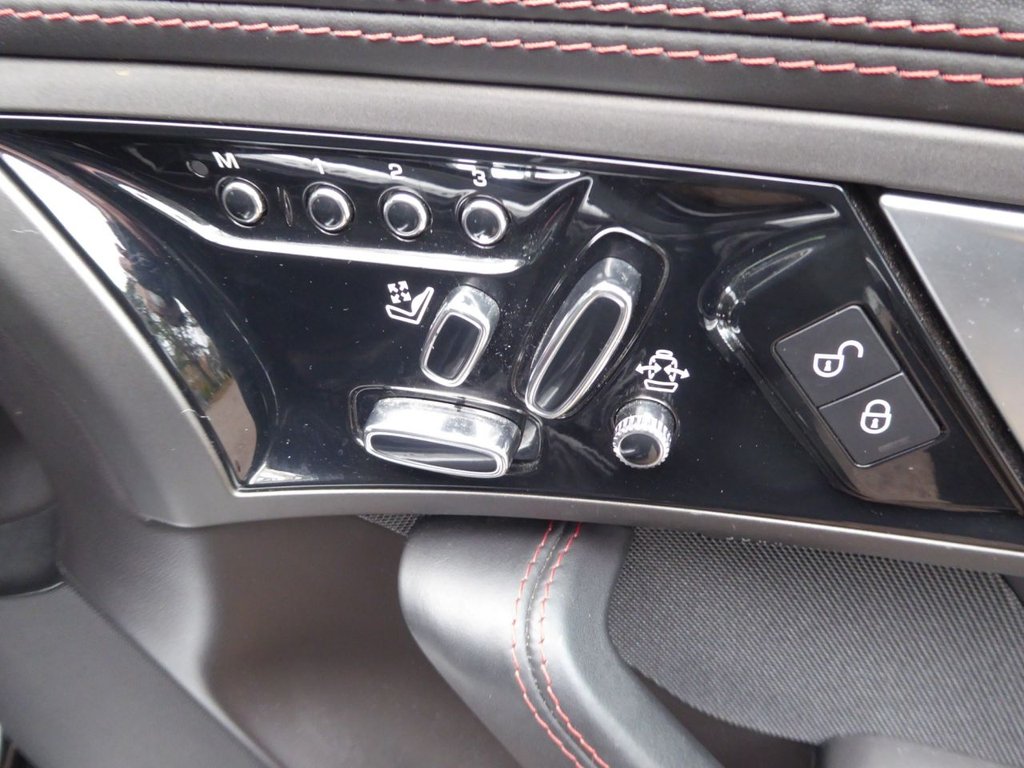 Used Jaguar F-Type 2016 for sale - 76848299: Photo 10