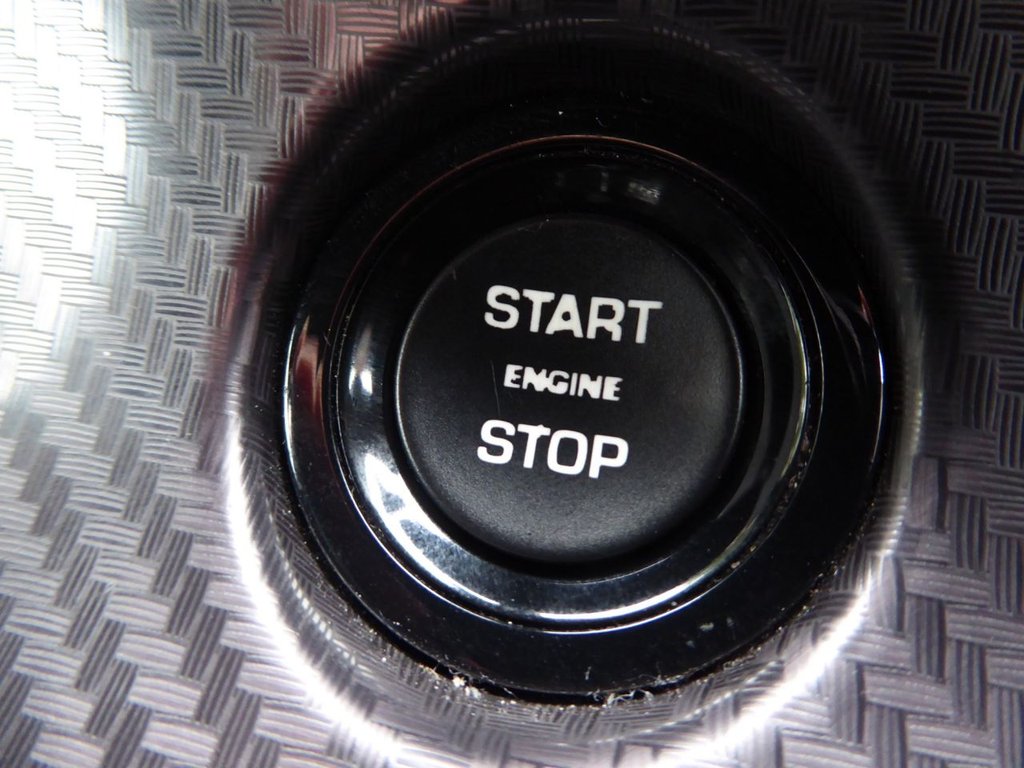 Used Jaguar F-Type 2016 for sale - 76848299: Photo 43