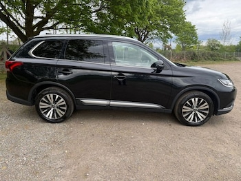 Used Mitsubishi Outlander 2019 for sale - 78315762: Photo