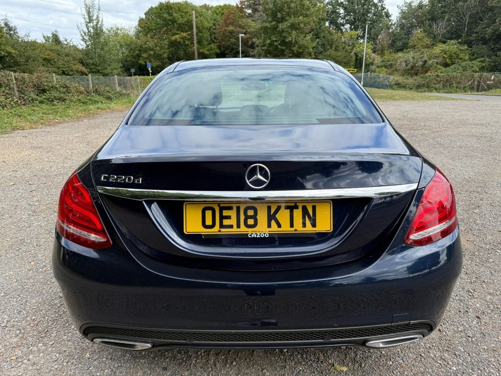 Used Mercedes-Benz C Class 2018 for sale - 76250138: Photo 4