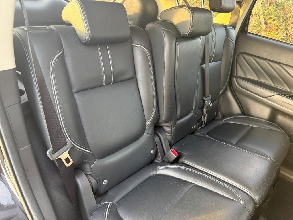 Used Mitsubishi Outlander 2017 for sale - 76570441: Photo 14