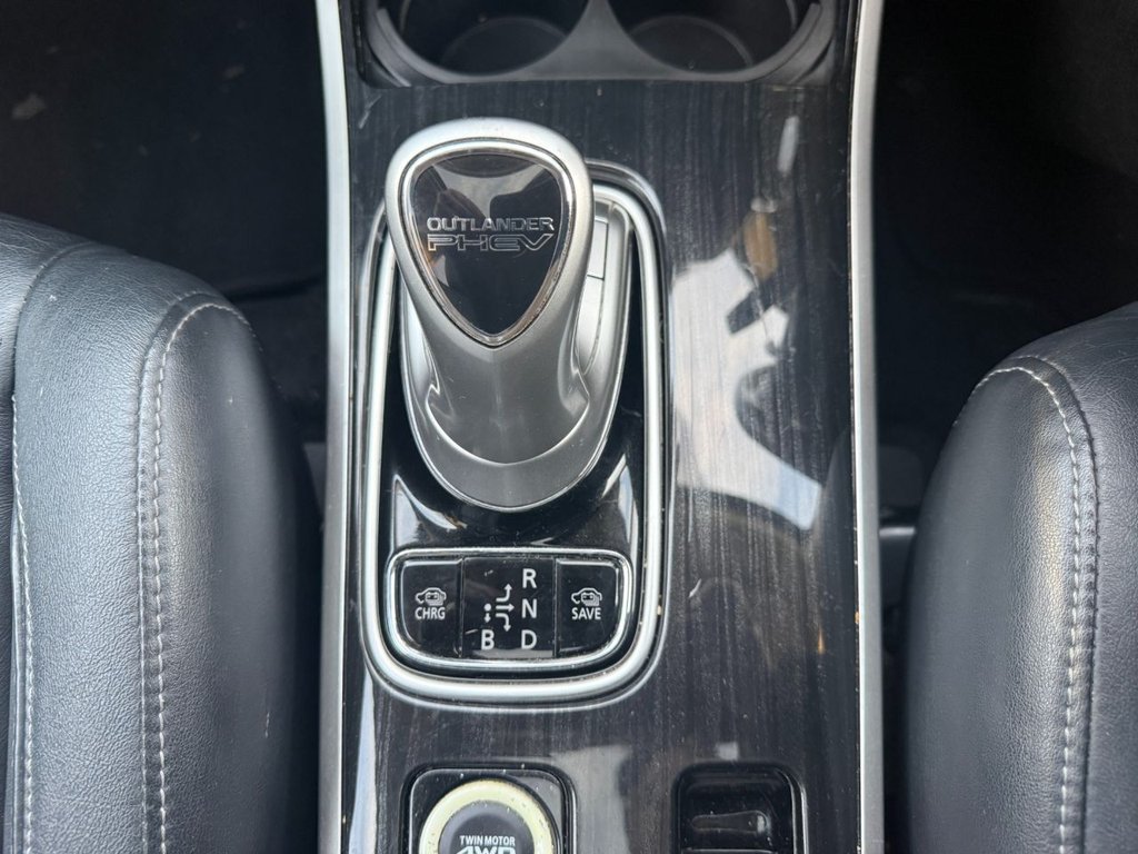Used Mitsubishi Outlander 2017 for sale - 76570441: Photo 25