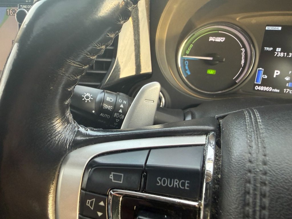 Used Mitsubishi Outlander 2017 for sale - 76570441: Photo 29