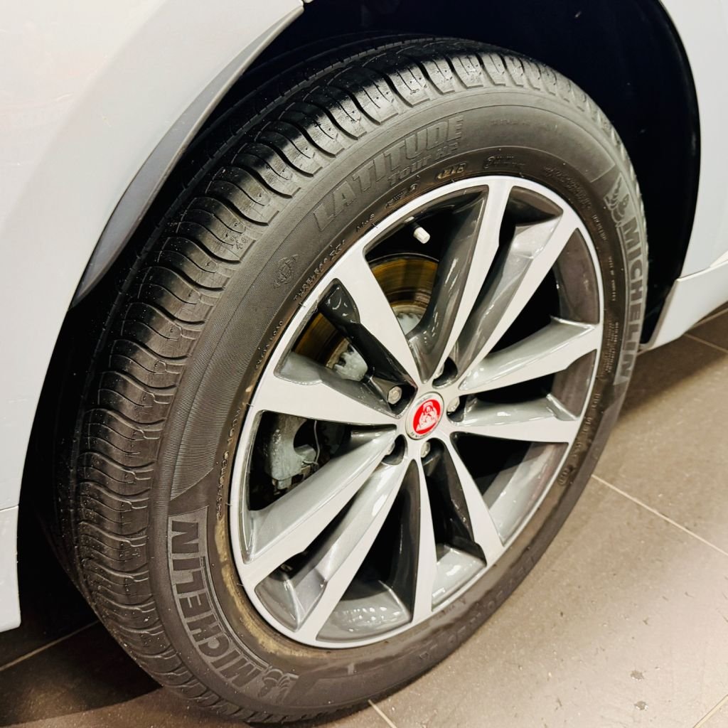 Used Jaguar F-Pace 2022 for sale - 76686225: Photo 12