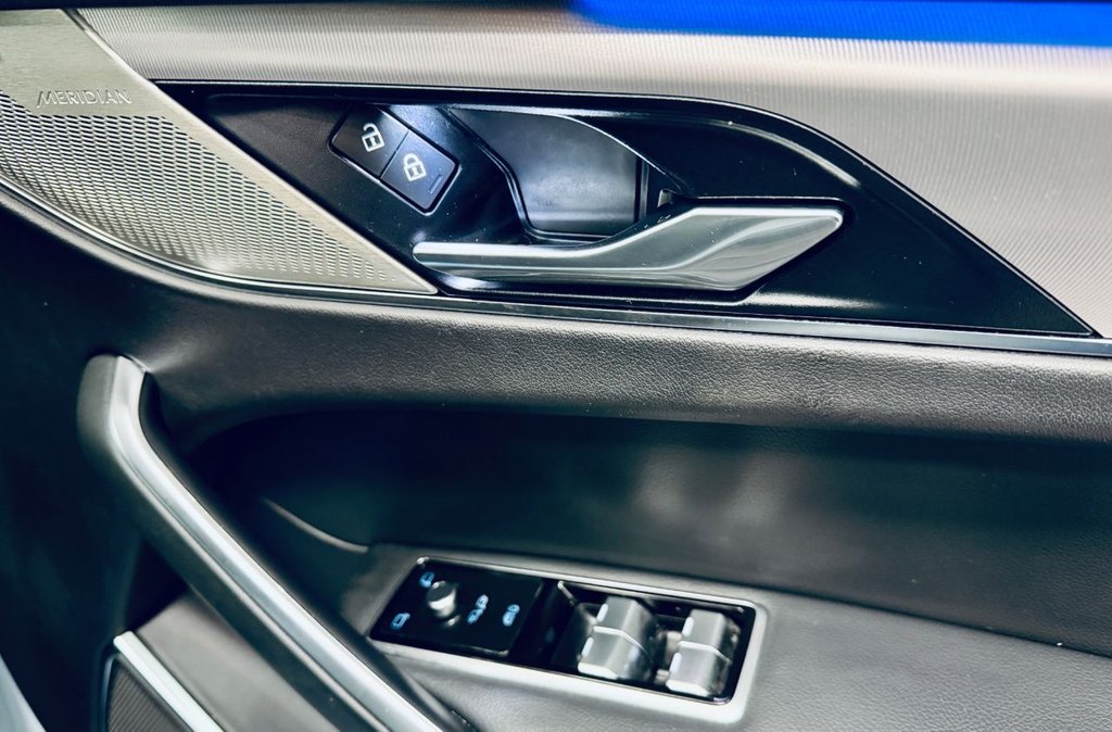 Used Jaguar F-Pace 2022 for sale - 76686225: Photo 14