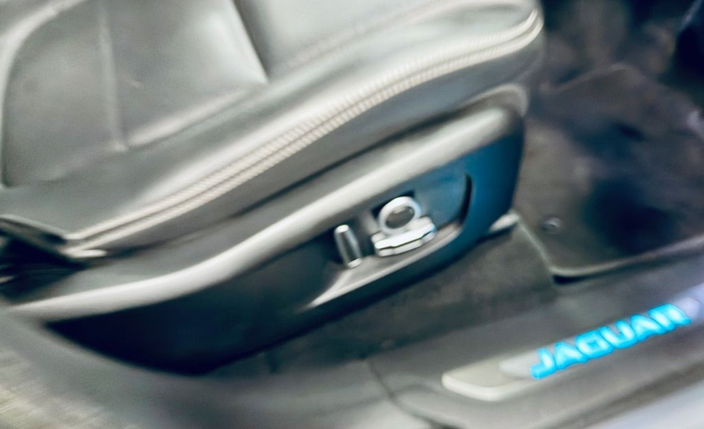 Used Jaguar F-Pace 2022 for sale - 76686225: Photo 15