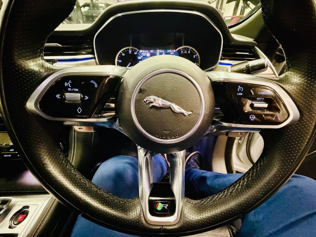 Used Jaguar F-Pace 2022 for sale - 76686225: Photo 18