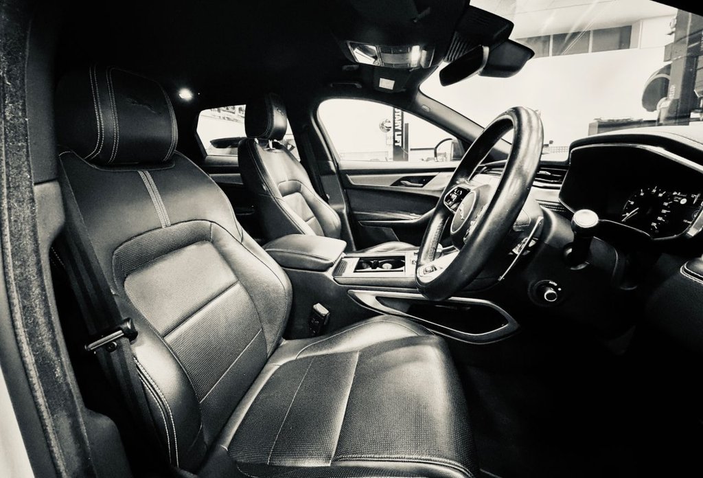 Used Jaguar F-Pace 2022 for sale - 76686225: Photo 24