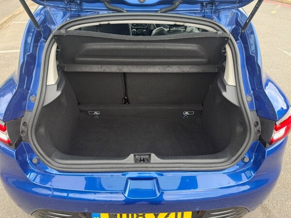 Used Renault Clio 2018 for sale - 76250147: Photo 10