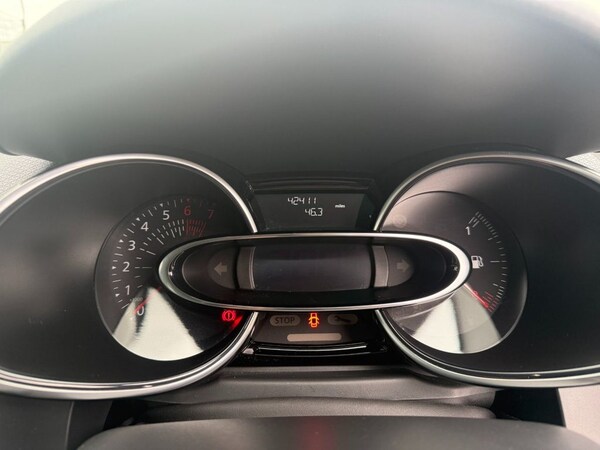 Used Renault Clio 2018 for sale - 76250147: Photo 18