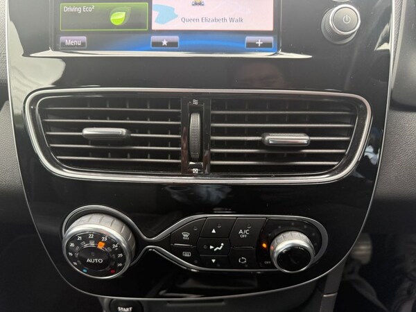 Used Renault Clio 2018 for sale - 76250147: Photo 22